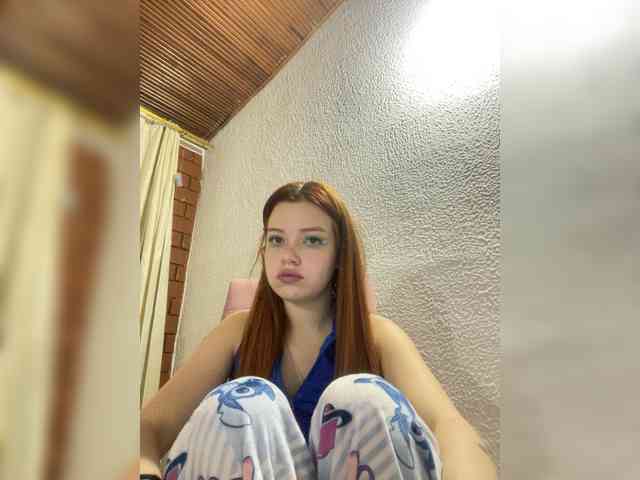 Pamela-Velvet webcam