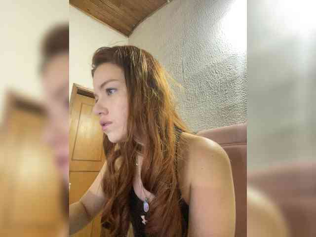 Pamela-Velvet Pamela-Velvet