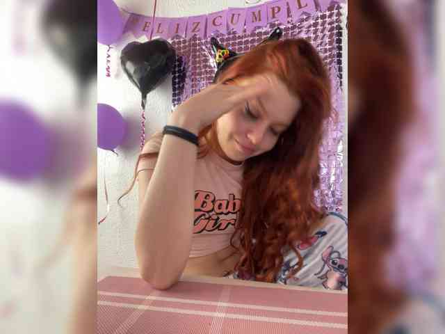 Pamela-Velvet webcam