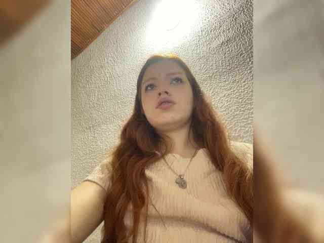 Pamela-Velvet webcam