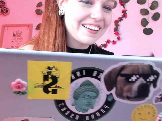 Pamela-Velvet webcam