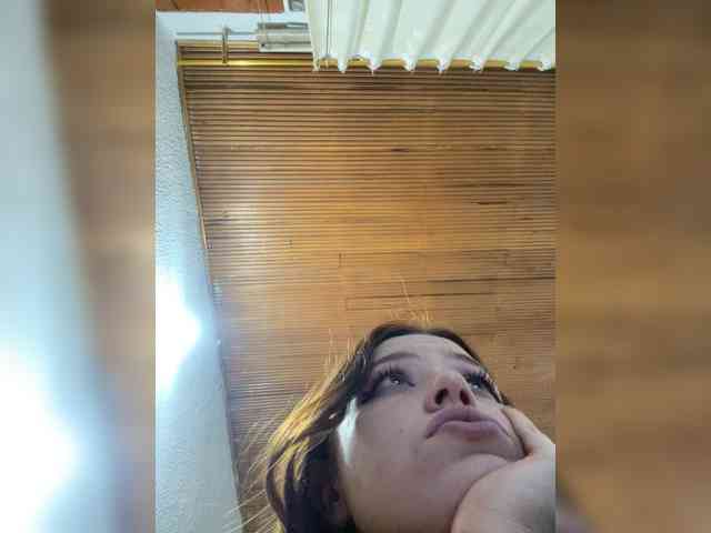 Pamela-Velvet webcam