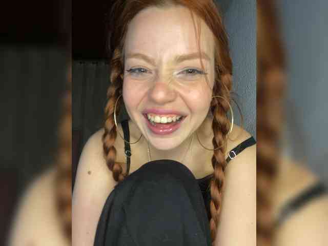 Pamela-Velvet webcam