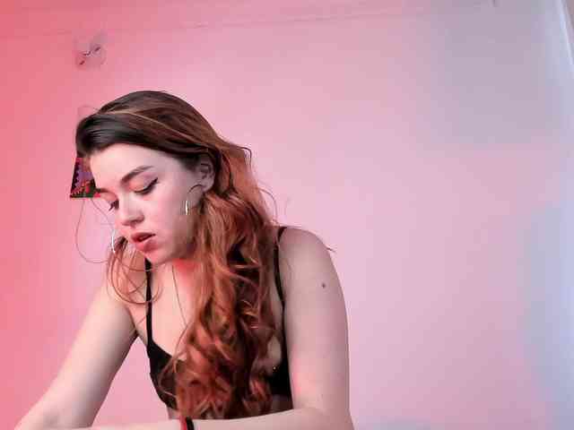 Pamela-Velvet webcam