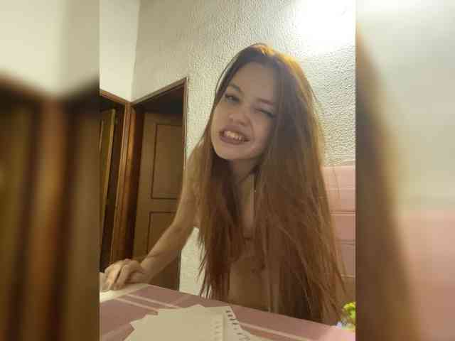 Pamela-Velvet Pamela-Velvet