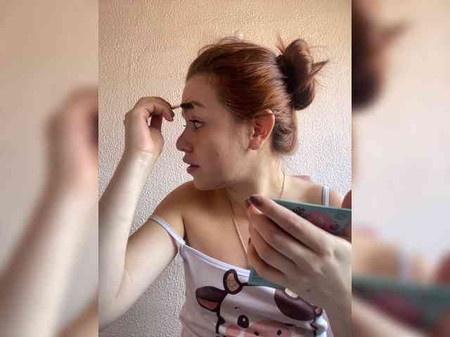 Pamela-Velvet Pamela-Velvet