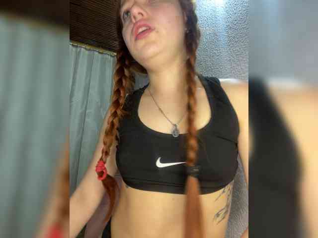 Pamela-Velvet webcam