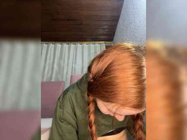 Pamela-Velvet webcam