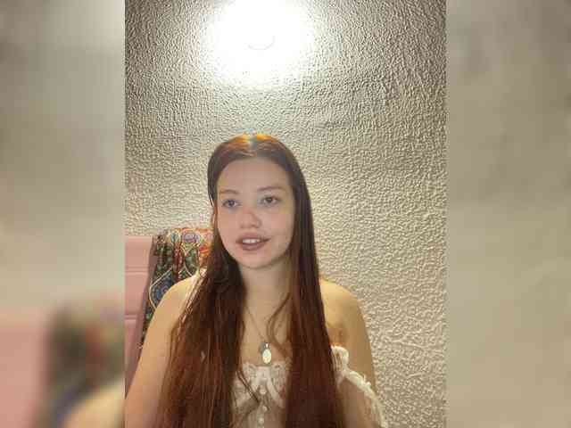 Pamela-Velvet webcam