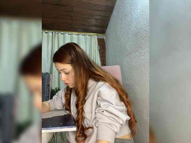 Pamela-Velvet webcam