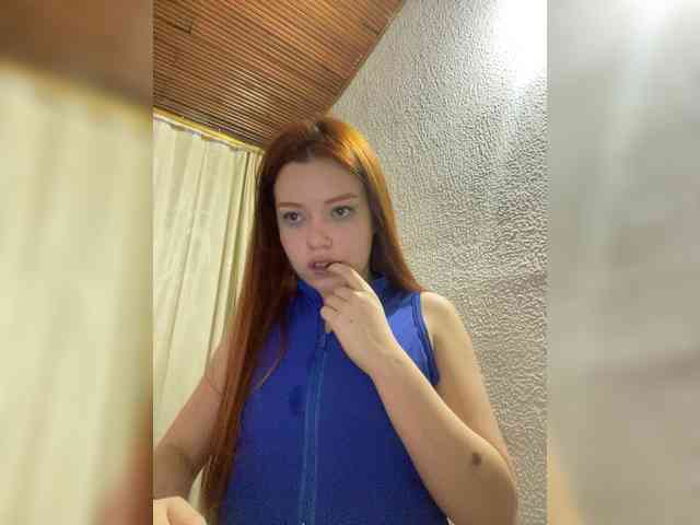 Pamela-Velvet webcam