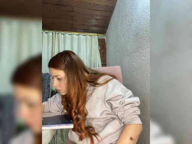 Pamela-Velvet webcam