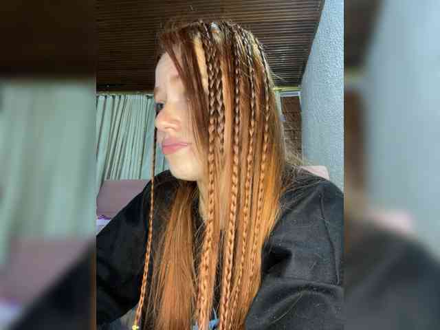 Pamela-Velvet webcam