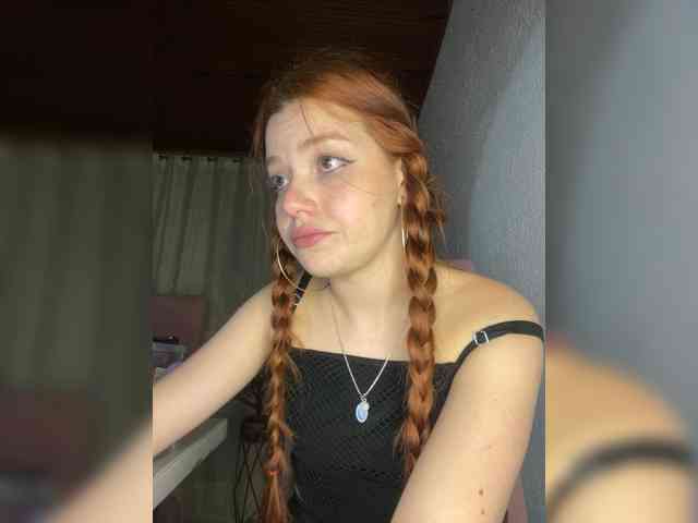 Pamela-Velvet webcam