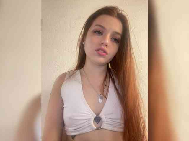 Pamela-Velvet webcam