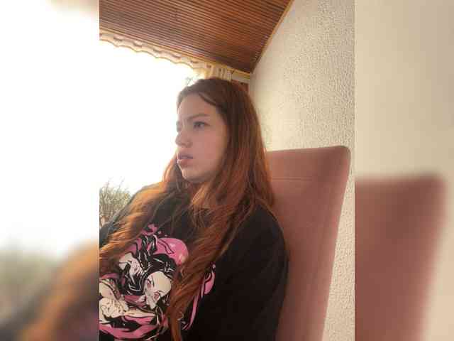 Pamela-Velvet webcam