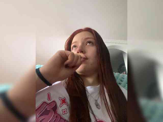 Pamela-Velvet webcam