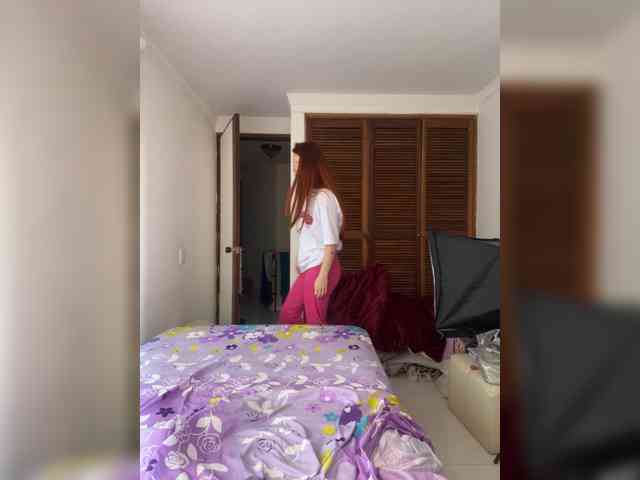 Pamela-Velvet Pamela-Velvet