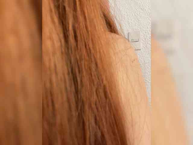 Pamela-Velvet webcam