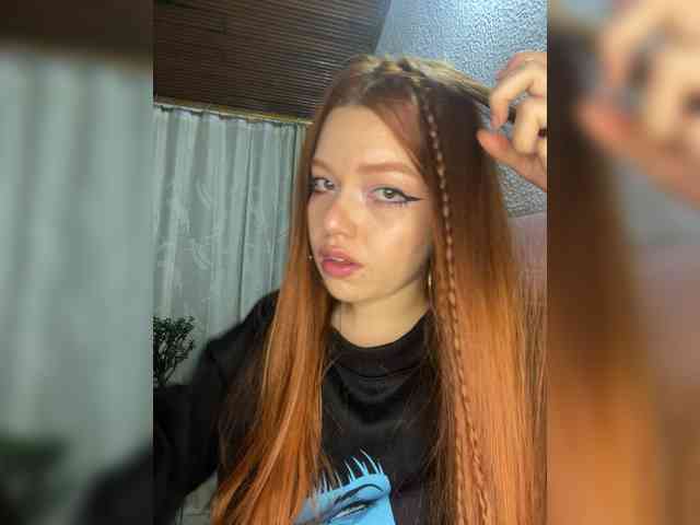 Pamela-Velvet webcam