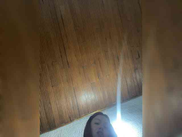 Pamela-Velvet webcam