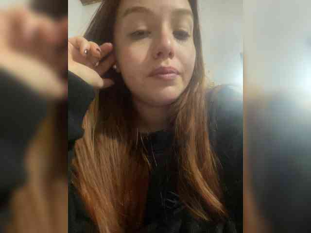 Pamela-Velvet webcam