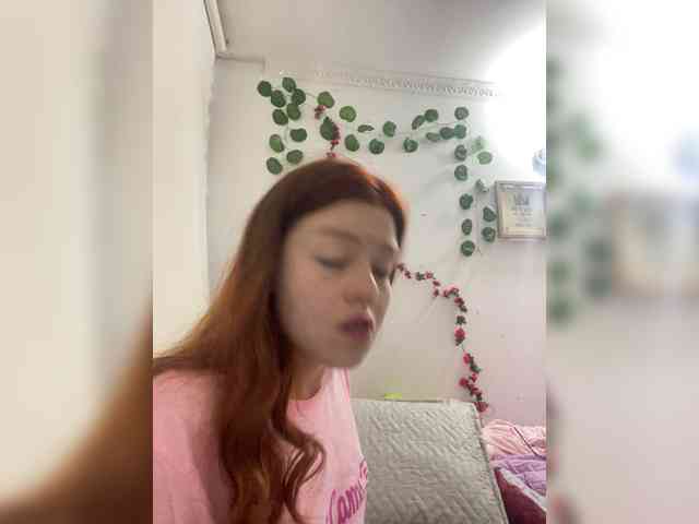 Pamela-Velvet webcam