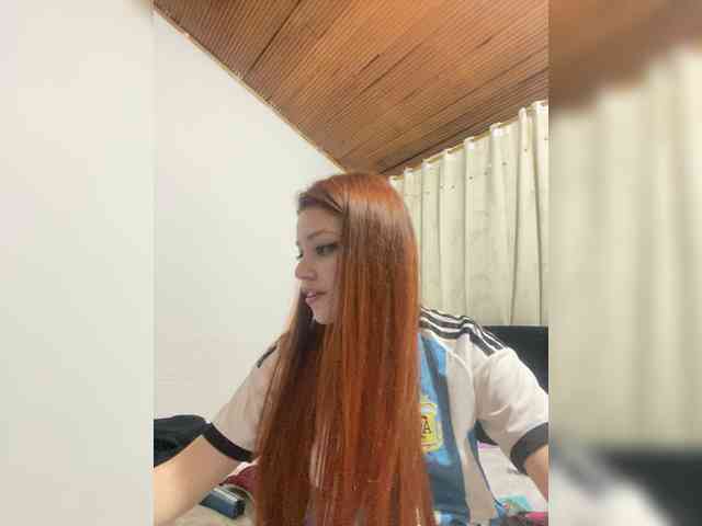 Pamela-Velvet webcam