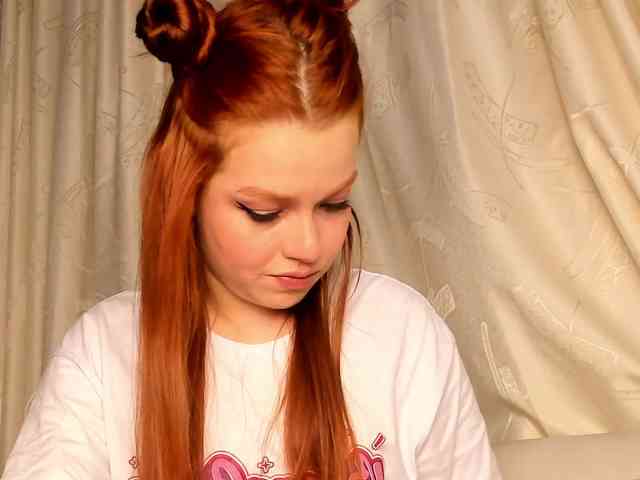 Pamela-Velvet webcam