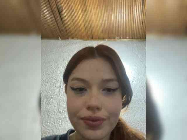 Pamela-Velvet webcam