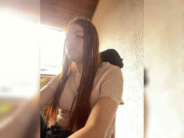 Pamela-Velvet webcam