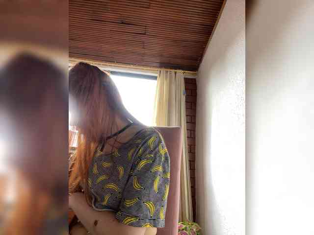 Pamela-Velvet webcam