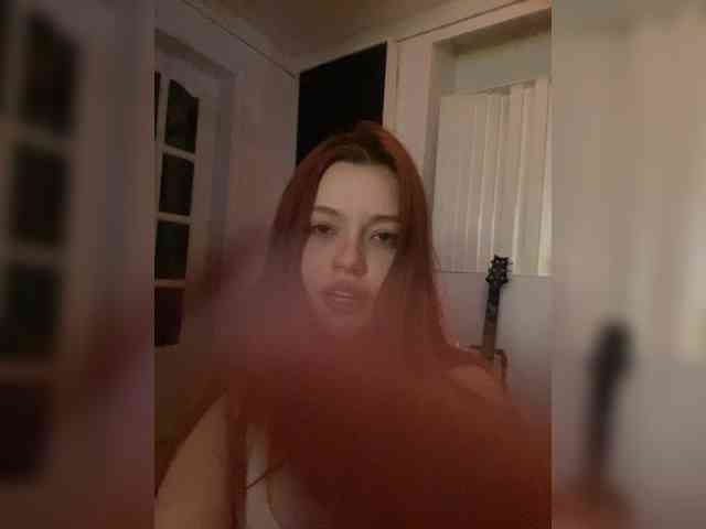 Pamela-Velvet webcam