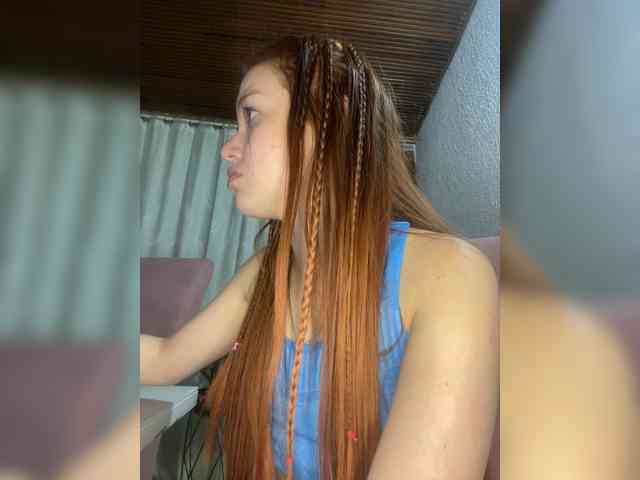 Pamela-Velvet webcam