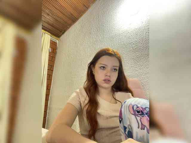 Pamela-Velvet webcam