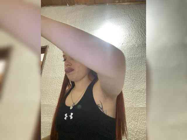 Pamela-Velvet Pamela-Velvet