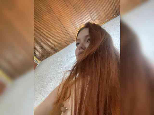 Pamela-Velvet webcam