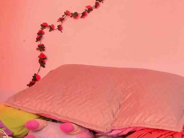 Pamela-Velvet Pamela-Velvet