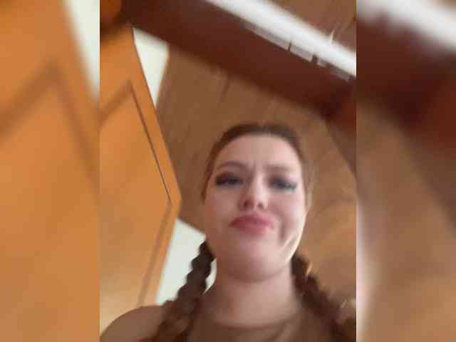 Pamela-Velvet Pamela-Velvet