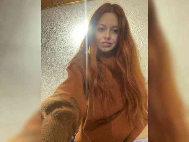 Pamela-Velvet webcam