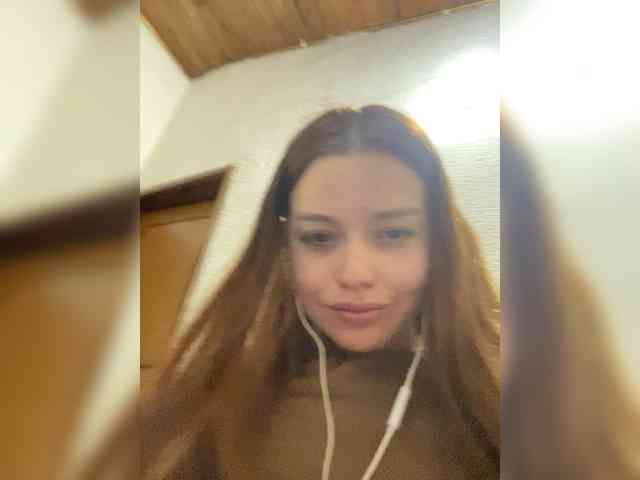 Pamela-Velvet Pamela-Velvet