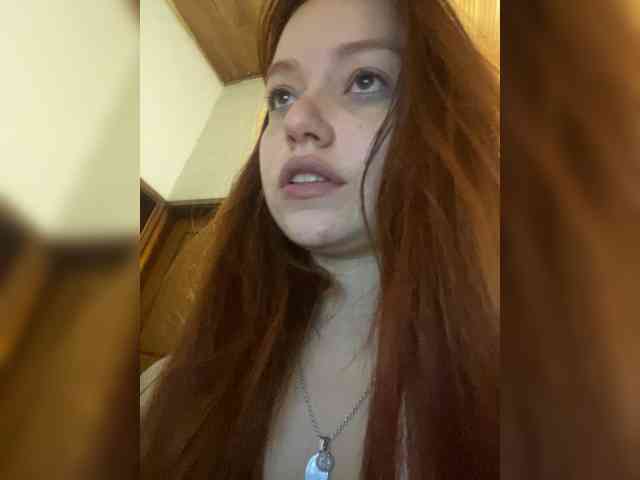 Pamela-Velvet Pamela-Velvet