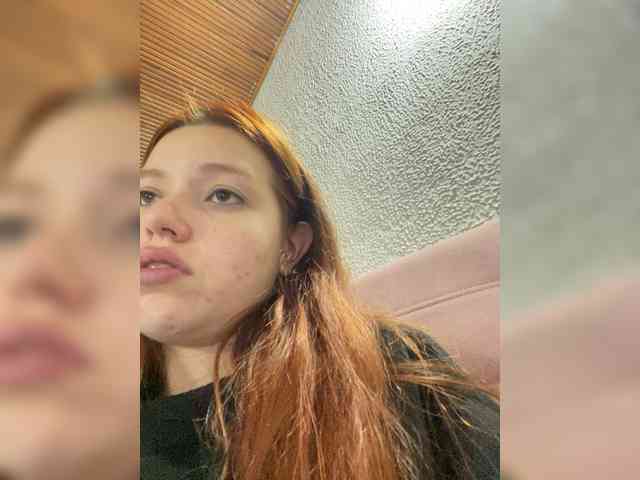 Pamela-Velvet webcam