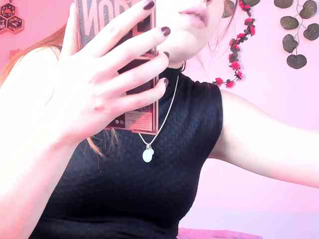 Pamela-Velvet webcam