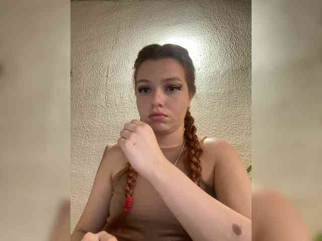 Pamela-Velvet Pamela-Velvet