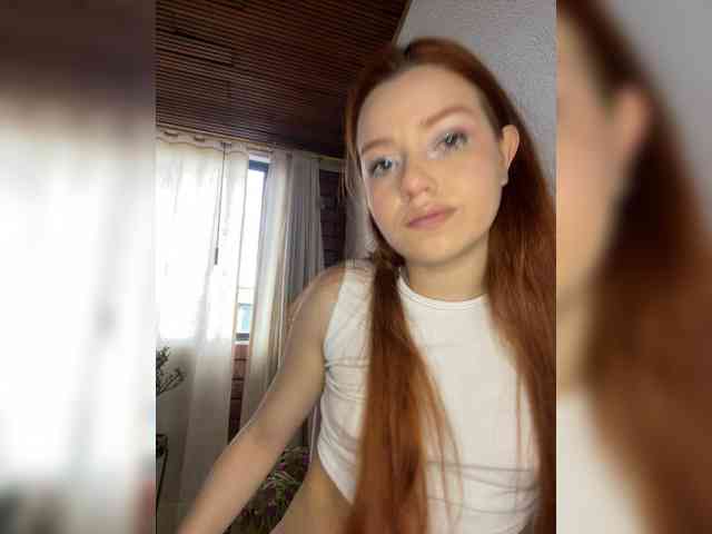 Pamela-Velvet webcam