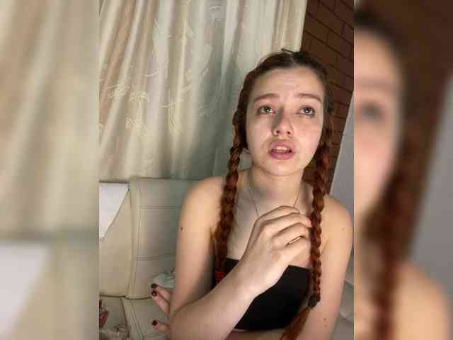 Pamela-Velvet webcam