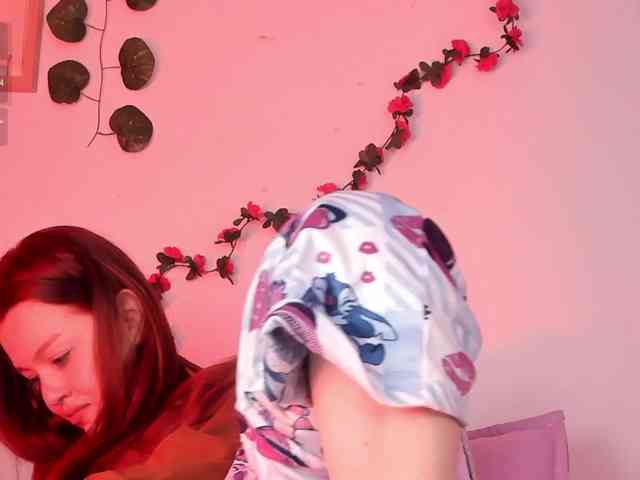 Pamela-Velvet Pamela-Velvet