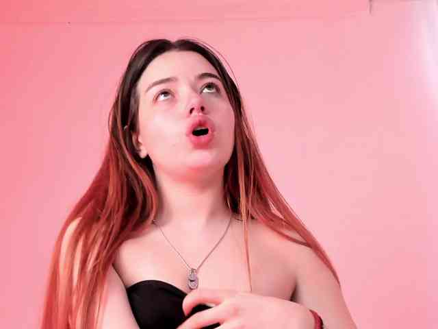 Pamela-Velvet webcam