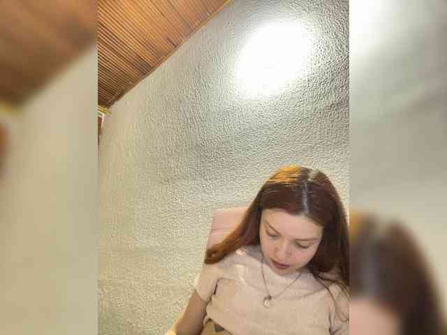 Pamela-Velvet webcam